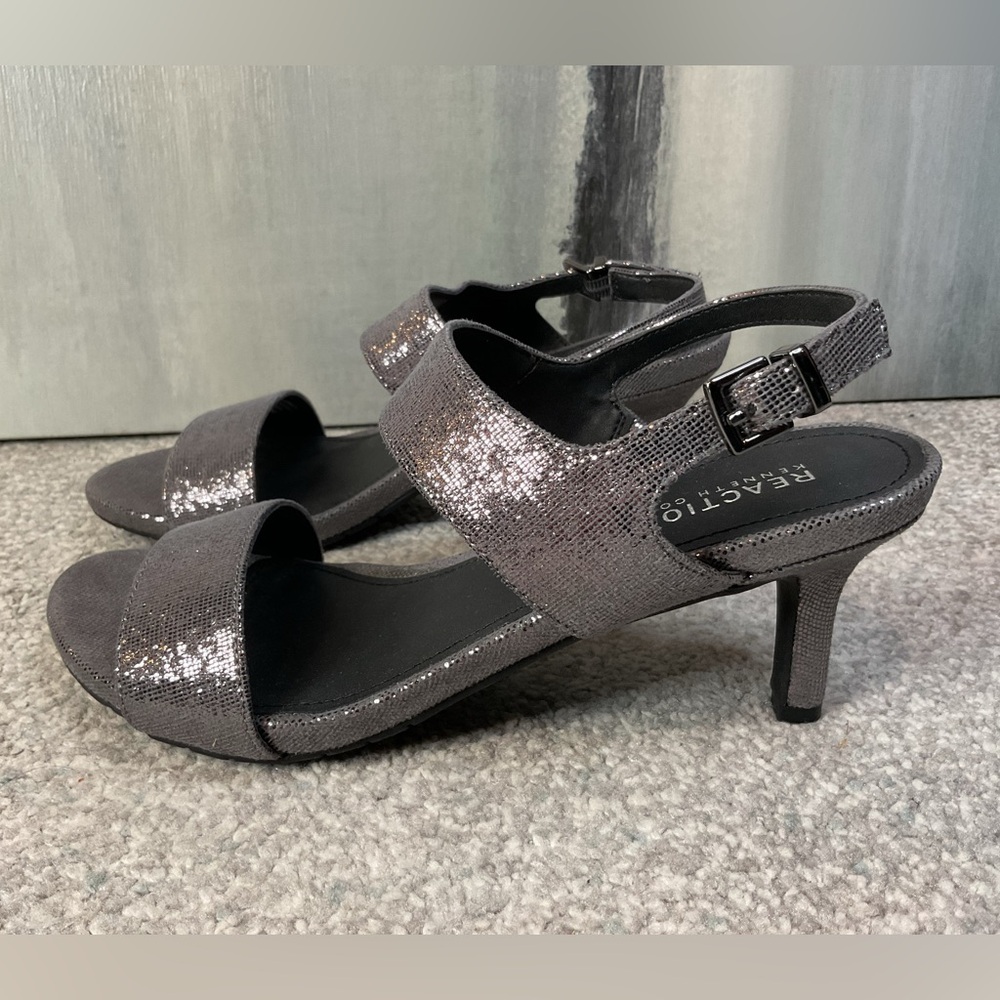 Kenneth Cole Reaction Dee Two Band Pewter Shimmery Slingback Sandals Size 7 NIB - Picture 8 of 15